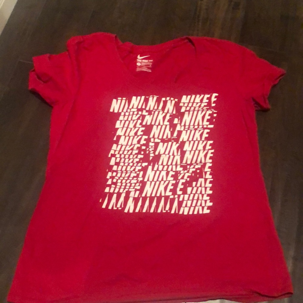 Nike T-shirt